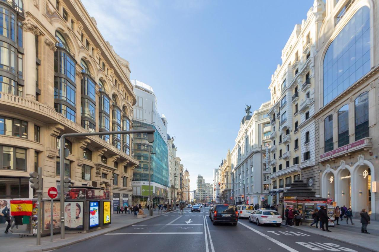 Gran Via Apartment Madrid Exterior photo